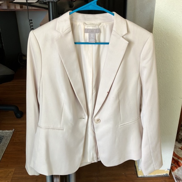Medium cream color H&M blazer - Picture 5 of 5